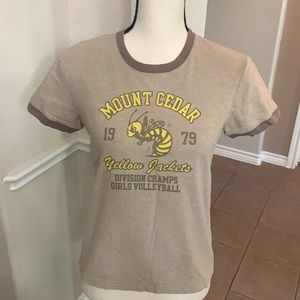 Fossil tan short sleeve t-shirt